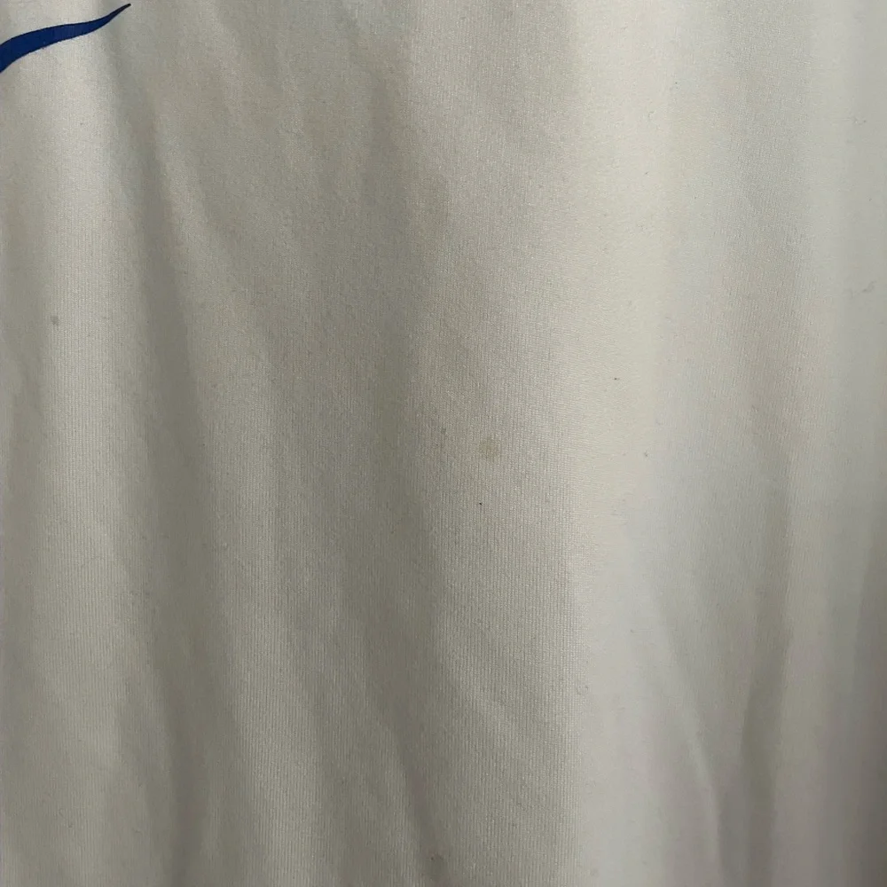 Nike Dallas Mavericks White Long Sleeve Tee - Picture 2 of 6